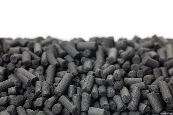 一般来说的话活性炭有兽骨/血活性炭,矿物原料活性炭,合成树脂活性炭